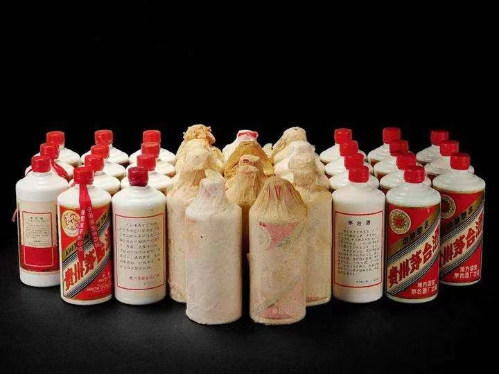 浦口日照岚山回收酒价格哪里回收(附近上门回收茅台酒）?